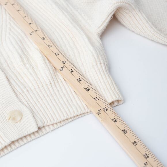 TOCCIN X RTR Off-white Solid Beach Cardigan - Picture 9 of 9